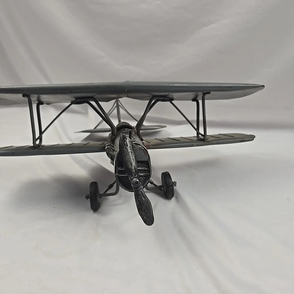 Biplane‎ Gray And Red 12